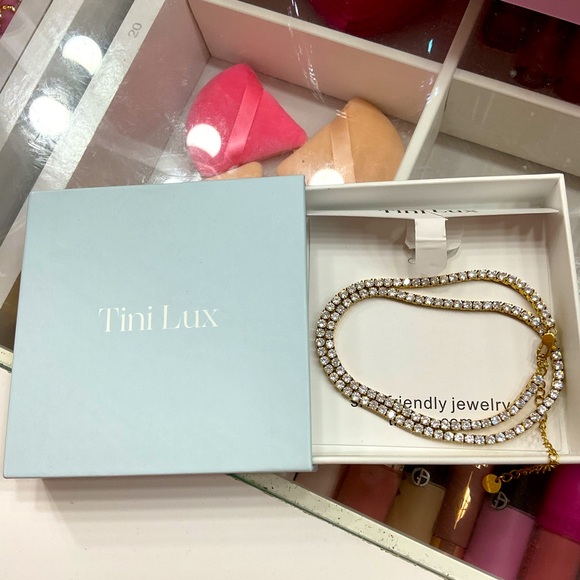 TiniLux Jewelry - NIB Tini Lux Thin Tennis Necklace